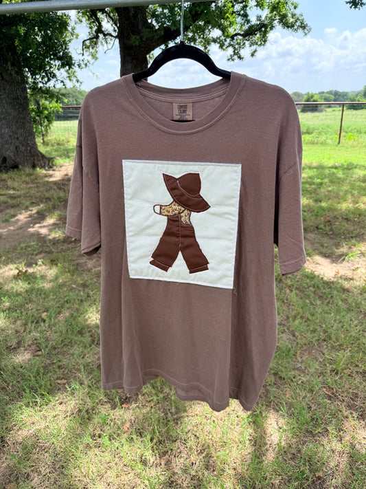 Sunbonnet Sam Panel | Comfort Colors T-Shirt | Espresso | XL
